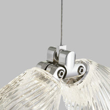 Load image into Gallery viewer, Collier Swag Cable in Detail.