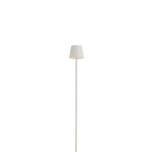 Load image into Gallery viewer, Nevis LED Floor Lamp in Detail.