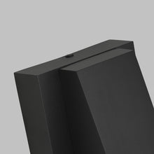 Load image into Gallery viewer, Peak Outdoor LED Wall Light in Detail.