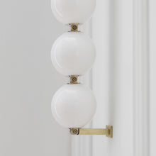 Load image into Gallery viewer, Perle LED Wall Light in Detail.