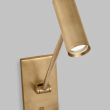 Load image into Gallery viewer, Ponte LED Task Wall Light in Detail.