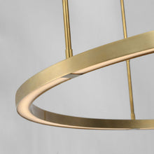 Load image into Gallery viewer, Stagger LED Chandelier in Detail.