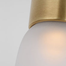 Load image into Gallery viewer, Volver LED Pendant Light in Detail.
