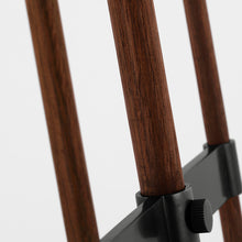 Load image into Gallery viewer, Alda Table Lamp in Detail.
