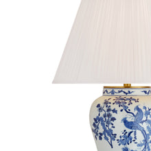 Load image into Gallery viewer, Blythe Table Lamp in Detail.