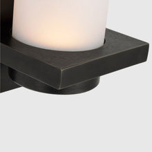 Load image into Gallery viewer, Cornado LED Bath Wall Light in Detail.