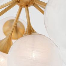 Load image into Gallery viewer, Cristol Chandelier in Detail.