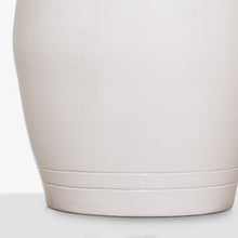 Load image into Gallery viewer, Fasano Table Lamp in Detail.