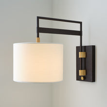 Load image into Gallery viewer, Gael Wall Light in Detail.
