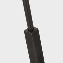 Load image into Gallery viewer, Hackney Floor Lamp in Detail.