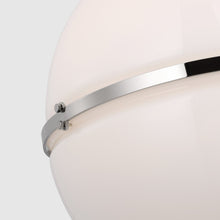 Load image into Gallery viewer, Maxey Pendant Light in Detail.