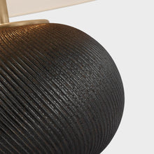 Load image into Gallery viewer, Mirelle Table Lamp in Detail.