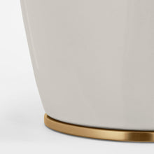 Load image into Gallery viewer, Paros Table Lamp in Detail.