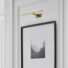 Load image into Gallery viewer, Petrel LED Picture Light in living room.