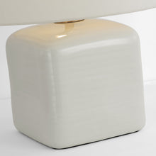 Load image into Gallery viewer, Ruby Table Lamp in Detail.