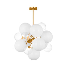 Load image into Gallery viewer, Aria Chandelier in Detail.
