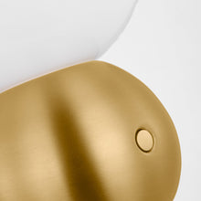 Load image into Gallery viewer, Suki Rechargeable Mini LED Table Lamp in Detail.