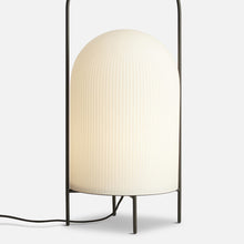 Load image into Gallery viewer, Ghost Floor Lamp in Detail.