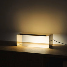 Load image into Gallery viewer, Lightshelf LED Table Lamp in Detail.