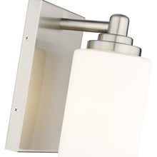 Load image into Gallery viewer, Soledad Bath Wall Light in Detail.