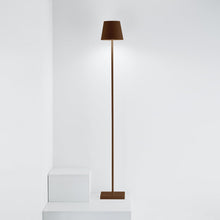 Load image into Gallery viewer, Poldina L LED Floor Lamp in Detail.