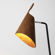 Load image into Gallery viewer, Balance Floor Lamp in Detail.