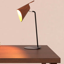 Load image into Gallery viewer, Balance Table Lamp in Detail.