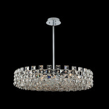 Load image into Gallery viewer, Piazze Pendant Light in Detail.