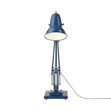 Load image into Gallery viewer, Original 1227 Floor Lamp in Detail.