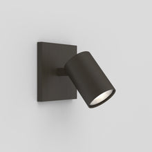 Load image into Gallery viewer, Ascoli Wall Light in Detail.
