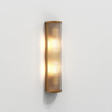 Load image into Gallery viewer, Avignon Round Wall Light in Detail.