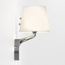Load image into Gallery viewer, Millie Wall Light in Detail.