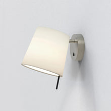 Load image into Gallery viewer, Mitsu LED Wall Light in Detail.