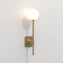 Load image into Gallery viewer, Tacoma Wall Light in Detail.
