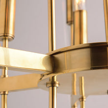 Load image into Gallery viewer, Bari Chandelier in Detail.
