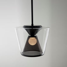 Load image into Gallery viewer, Berlin LED Pendant Light in Detail.