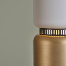 Load image into Gallery viewer, Aspen F17 Floor Lamp in Detail.