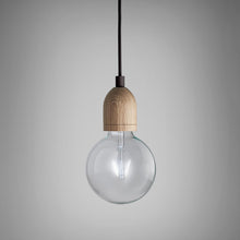 Load image into Gallery viewer, Ilde S1 Pendant Light in Detail.