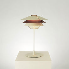 Load image into Gallery viewer, Overlay T Table Lamp in Detail.