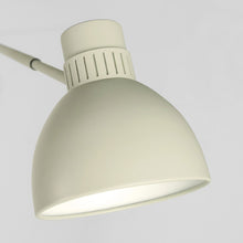 Load image into Gallery viewer, Blux System W Plug-In Wall Light in Detail.