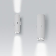 Load image into Gallery viewer, Calumet Outdoor LED Wall Light in Detail.