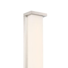 Load image into Gallery viewer, Case Outdoor LED Wall Light in Detail.