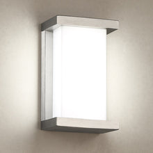 Load image into Gallery viewer, Case Outdoor LED Wall Light in Detail.