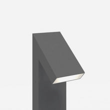 Load image into Gallery viewer, Chilone Outdoor LED Floor Lamp in Detail.