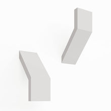 Load image into Gallery viewer, Chilone Outdoor Wall Light in Detail.