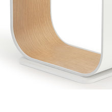 Load image into Gallery viewer, Contour LED Floor Lamp Detail.