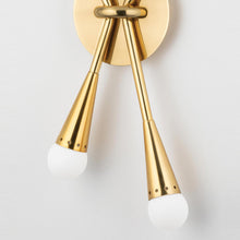 Load image into Gallery viewer, Aries Bath Wall Light in Detail.