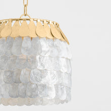 Load image into Gallery viewer, Coralie Pendant Light in Detail.