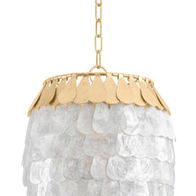 Load image into Gallery viewer, Coralie Pendant Light in Detail.