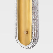 Load image into Gallery viewer, Macau LED Wall Light in Detail.
